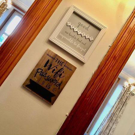 Cosy 2 Bedroom Central Apartment - Free Parking, Free Wifi Aberdeen Exteriör bild