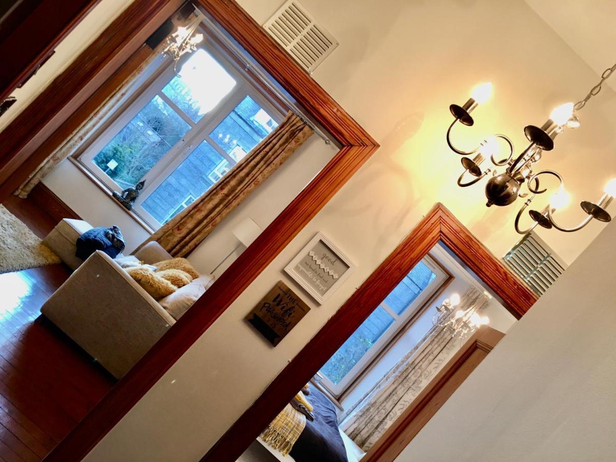 Cosy 2 Bedroom Central Apartment - Free Parking, Free Wifi Aberdeen Exteriör bild