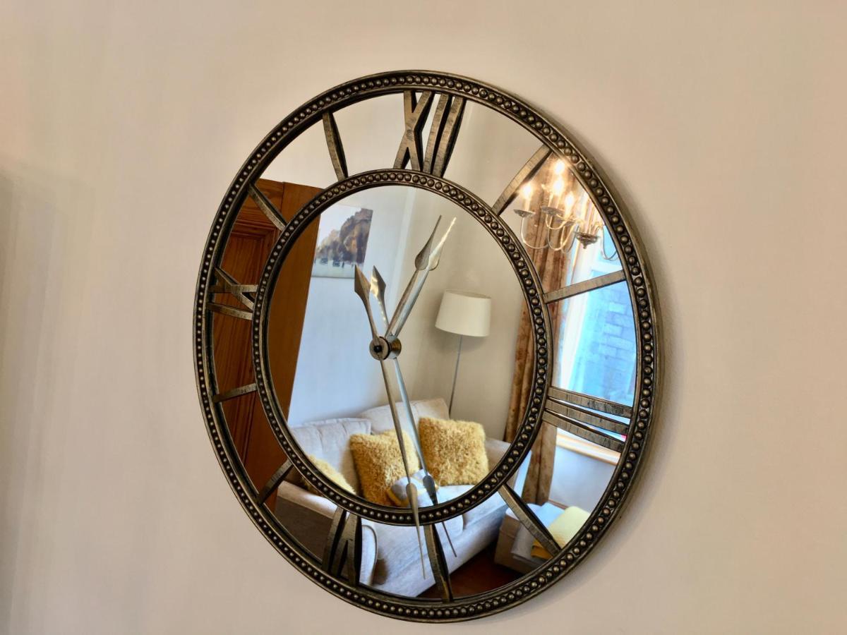 Cosy 2 Bedroom Central Apartment - Free Parking, Free Wifi Aberdeen Exteriör bild