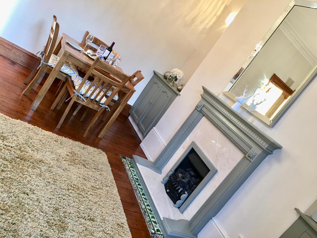 Cosy 2 Bedroom Central Apartment - Free Parking, Free Wifi Aberdeen Exteriör bild